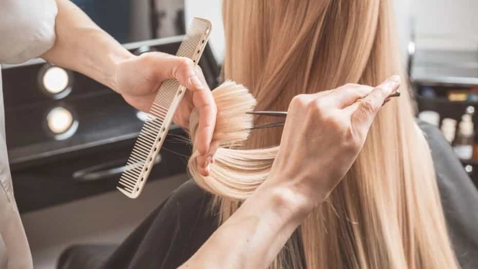 آموزش آرایشگری حرفه‌ای بانوان در اراک